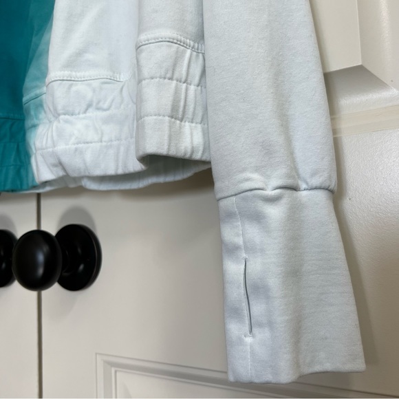 JoyLab Cropped Fit Sweatshirt in Teal, Size M - Picture 3 of 7